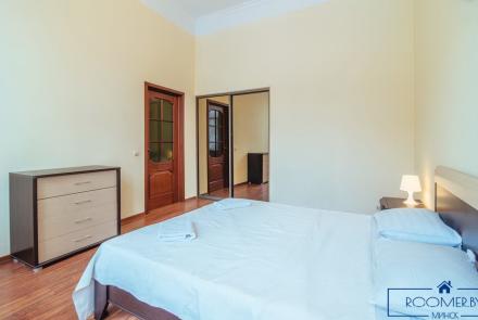 Квартира на сутки в Минске возле метро Институт Культуры спальня