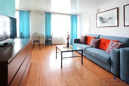 Двухкомнатная квартира на сутки Минск Румянцева гостиная