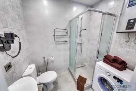 Двухкомнатная квартира на сутки Минске Захарова ванна