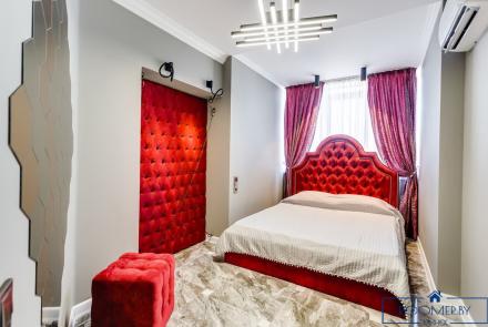 Двухкомнатная квартира на сутки Минске Захарова спальня