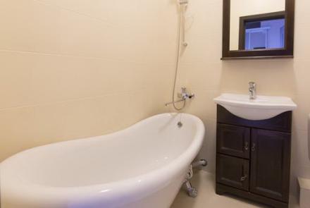 Однокомнатная квартира в Минске на сутки Захарова ванна