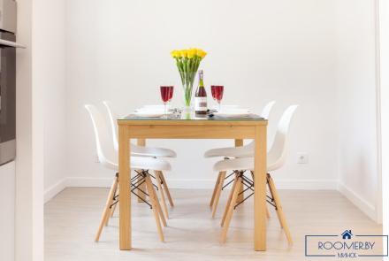 Квартира на сутки в Минске на проспекте Независимости, 78 кухня