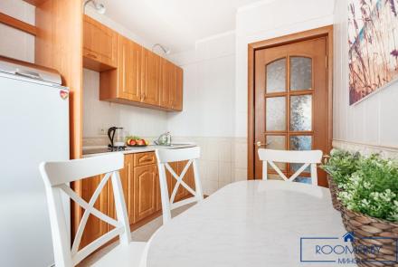 Квартира на сутки в Минске на проспекте Независимости, 76 кухня