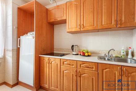 Квартира на сутки в Минске на проспекте Независимости, 76 кухня