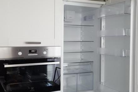 Квартира на сутки в Минске на проспекте Независимости, 75 кухня