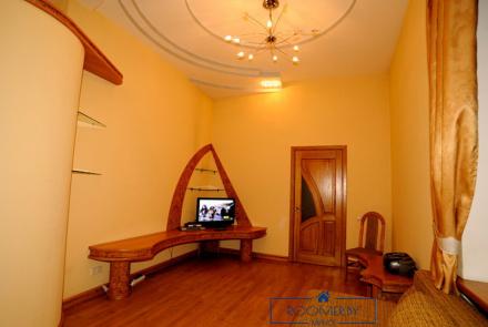 Квартира на сутки в Минске на проспекте Независимости, 87 гостиная