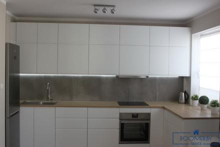 Квартира на сутки в Минске на проспекте Независимости, 87 кухня