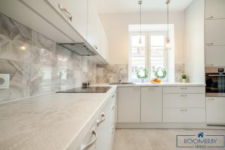 Квартира на сутки в Минске на проспекте Независимости, 78 кухня