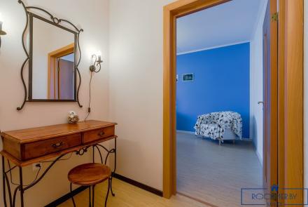 Двухкомнатная квартира на сутки Кедышко прихожая