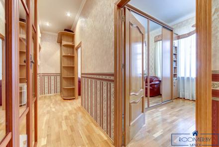 Двухкомнатная квартира на сутки Кедышко прихожая