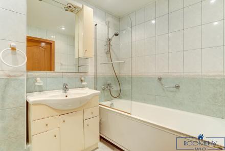 Двухкомнатная квартира на сутки Кедышко ванна