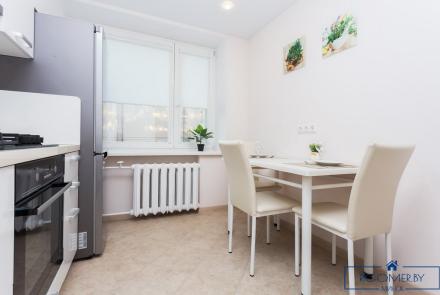 квартира на сутки в минске метро академия наук независимости