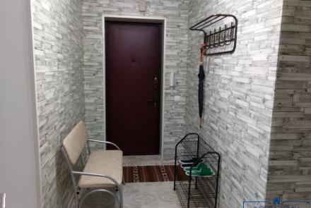 Однокомнатная квартира на сутки Городецкая коридор