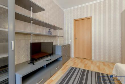 Однокомнатная квартира на сутки Кедышко спальня