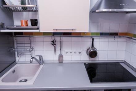 Квартира на сутки в Минске на проспекте Независимости, 43 кухня