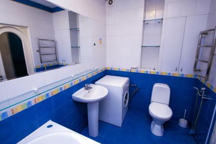 Квартира на сутки в Минске на проспекте Независимости, 43 ванная комната