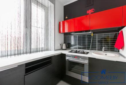 Квартира на сутки в Минске на проспекте Независимости, 48 кухня