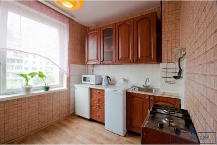 Квартира на сутки в Минске на проспекте Независимости, 48 кухня