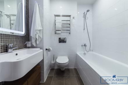 Квартира на сутки в Минске на проспекте Независимости, 58 ванная комната