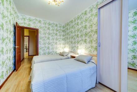 Трехкомнатная квартира на сутки Минск на Красной, 7 спальня