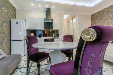 Квартира на сутки в Минске на проспект Независимости, 58 кухня