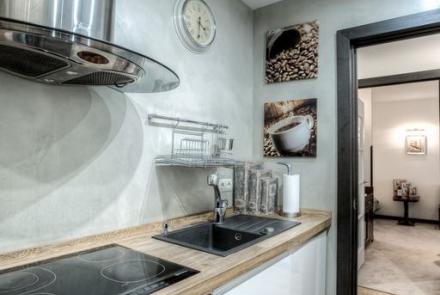 Квартира на сутки в Минске на бульваре Мулявина, 5 кухня