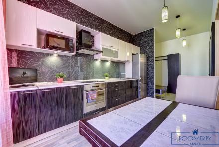 Квартира на сутки в Минске возле метро Площадь Якуба Коласа кухня