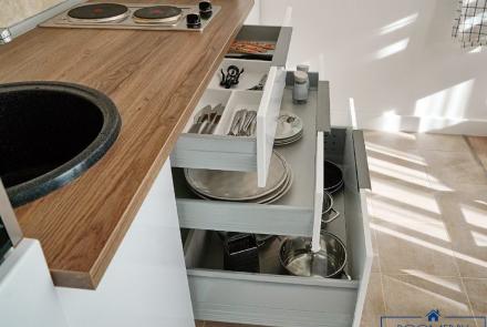 Квартира на сутки в Минске возле метро Площадь Якубы Коласа кухня