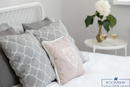 Квартира на сутки в Минске возле метро Площадь Якуба Коласа спальня