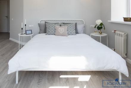 Квартира на сутки в Минске возле метро Площадь Якуба Коласа спальня