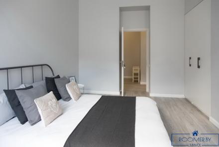 Квартира на сутки в Минске возле метро Площадь Якуба Коласа спальня