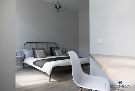 Квартира на сутки в Минске возле метро Площадь Якуба Коласа спальня