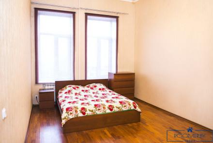 Двухкомнатная квартира на сутки в Минске на Партизанском проспекте спальня