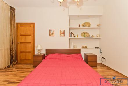 Двухкомнатная квартира на сутки в Минске на Партизанском проспекте спальня