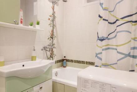 Двухкомнатная квартира на сутки в Минске на Партизанском проспекте ванна