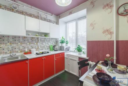 Двухкомнатная квартира на сутки в Минске на Партизанском проспекте кухня