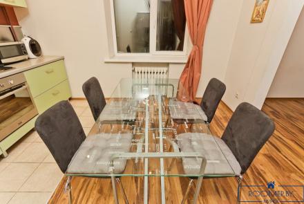 Двухкомнатная квартира на сутки в Минске на Партизанском проспекте кухня