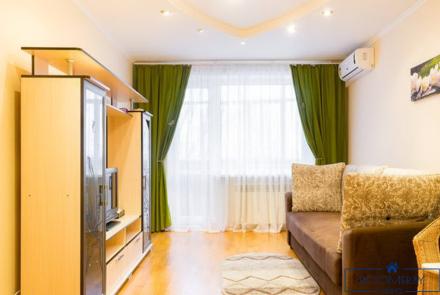 Однокомнатная квартира в Минске на Партизанском проспекте спальня