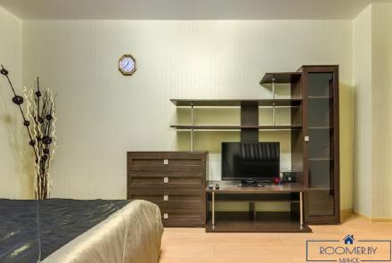 Однокомнатная квартира в Минске на Партизанском проспекте спальня