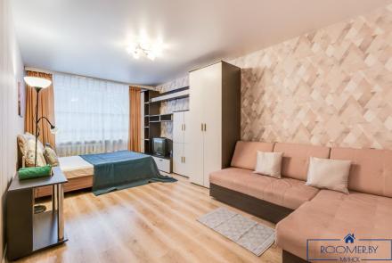 Однокомнатная квартира в Минске на Партизанском проспекте спальня