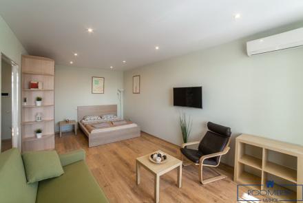 Однокомнатная квартира в Минске на Партизанском проспекте спальня