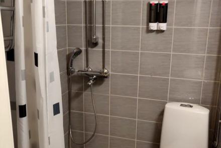 Однокомнатная квартира на сутки в Минске на Партизанском проспекте ванна