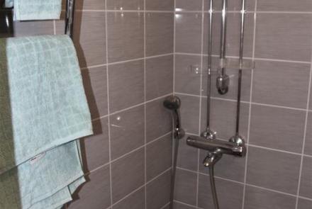 Однокомнатная квартира на сутки в Минске на Партизанском проспекте ванна