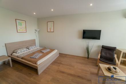 Однокомнатная квартира в Минске на Партизанском проспекте спальня