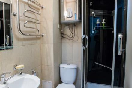 Трехкомнатная квартира на сутки в Минске на Партизанском проспекте ванна