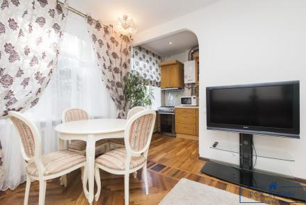 Трехкомнатная квартира на сутки в Минске на Партизанском проспекте кухня