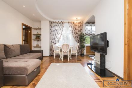 Трехкомнатная квартира на сутки в Минске на Партизанском проспекте гостиная